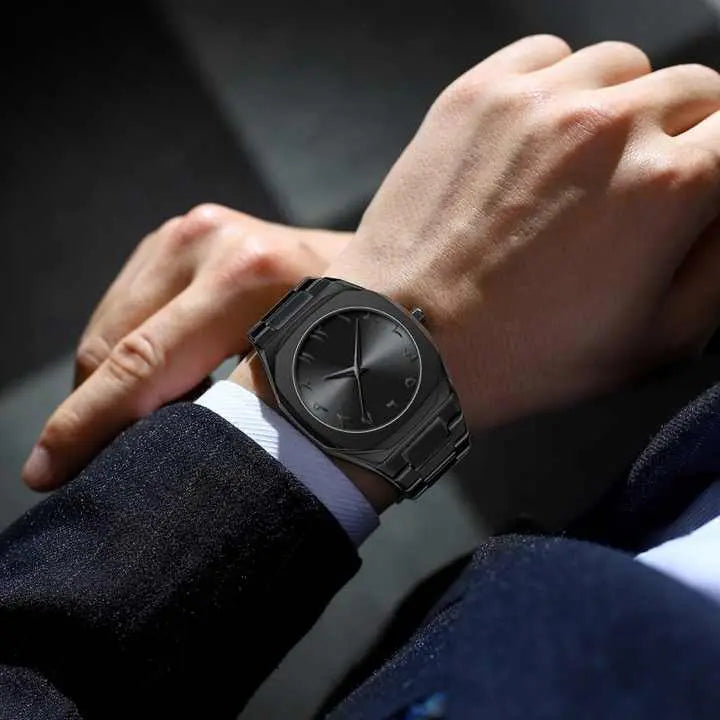 ⌚ ساعة عربية ملكية باللون الأسود 🖤 Nexora Shop